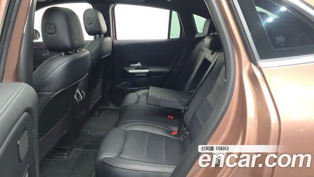 Mercedes-Benz EQA 2022 — ფოტო 22/31