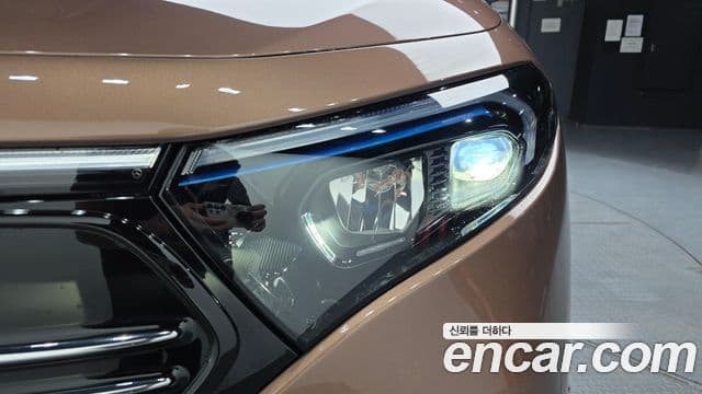 Mercedes-Benz EQA 2022 — ფოტო 9/31