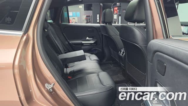 Mercedes-Benz EQA 2022 — ფოტო 12/31