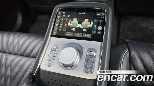 Genesis G90 2022 — Şəkil 19/20