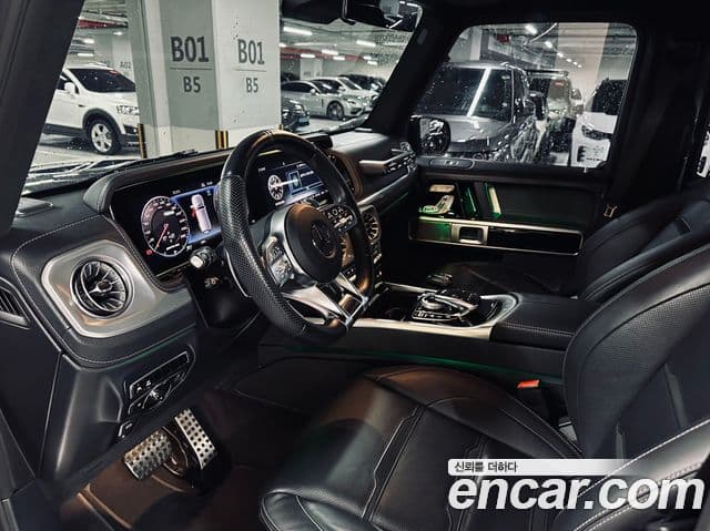 Mercedes-Benz G-Class 2021 — Photo 19/20