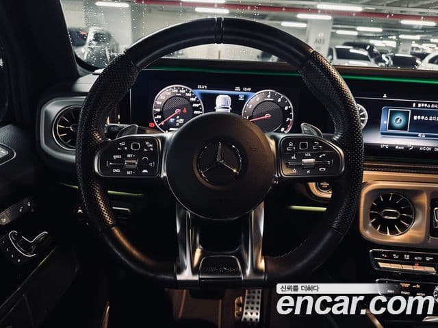 Mercedes-Benz G-Class 2021 — Photo 17/20