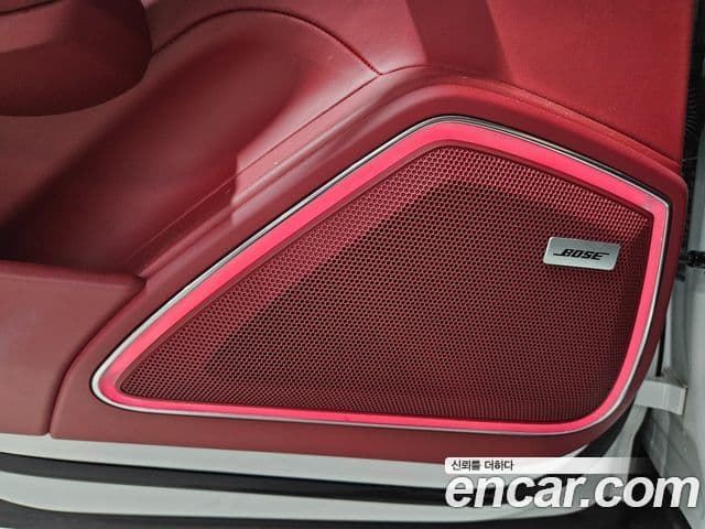 Porsche Panamera 2020 — ფოტო 17/20