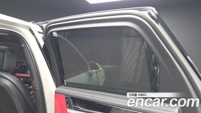 Porsche Cayenne 2023 — Photo 16/39