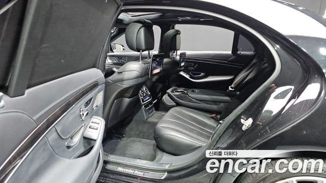 Mercedes-Benz S-Class 2018 — Şəkil 19/20