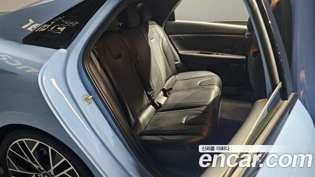 Hyundai Avante 2022 — ფოტო 11/20