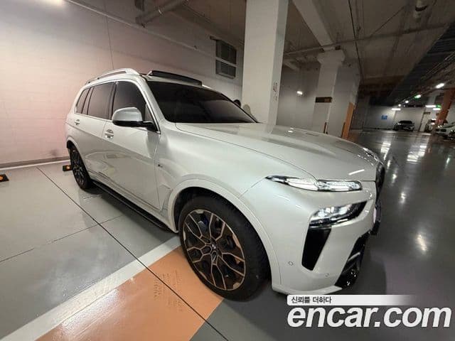 BMW X7 2025 — ფოტო 5/11