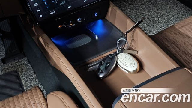 Hyundai Grandeur 2023 — ფოტო 18/20