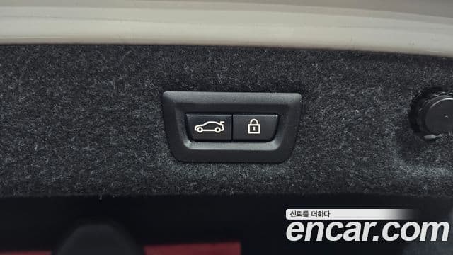 BMW 5 Series 2018 — фото 17 из 20