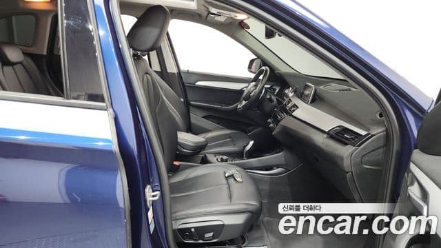 BMW X1 2019 — Şəkil 30/32