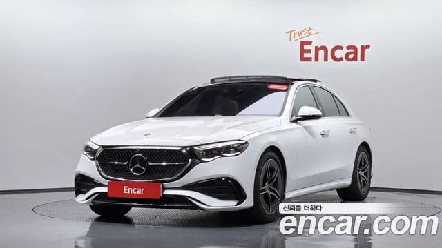 Mercedes-Benz E-Class 2026 — Photo 9/34