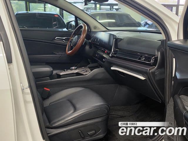 Kia Sportage 2023 — фото 14 из 20
