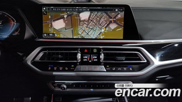 BMW X7 2022 — ფოტო 12/20