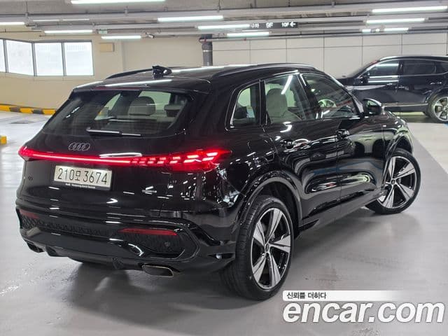 Audi Q5 2025 — Şəkil 1/13