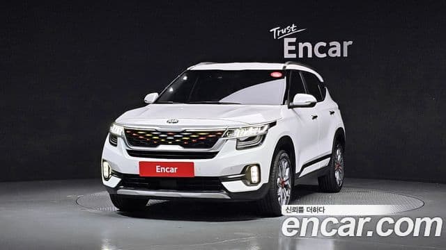 Kia Seltos 2019 — фото 2 из 20