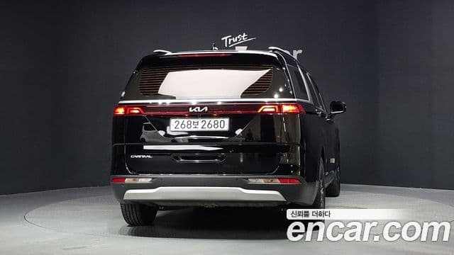 Kia Carnival 2022 — Фото 4/20