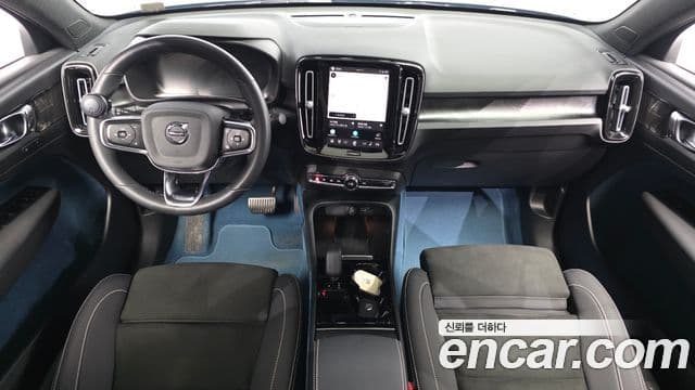 Volvo C40 Recharge 2022 — ფოტო 17/30