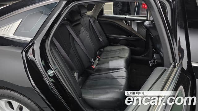 Kia K8 2023 — фото 11 из 20