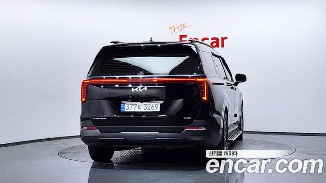 Kia Carnival 2024 — фото 4 из 20