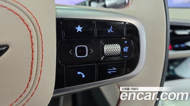 Genesis GV70 2025 — ფოტო 16/20