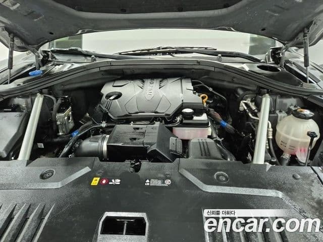 Genesis GV70 2021 — фото 18 из 18