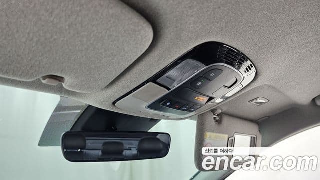 Hyundai Sonata Hybrid 2021 — Photo 23/33