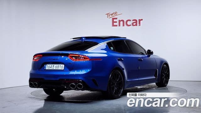 Kia Stinger 2019 — Фото 2/20