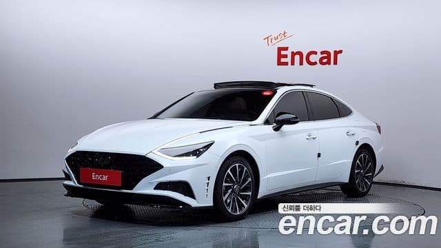Hyundai Sonata 2023 — ფოტო 1/20