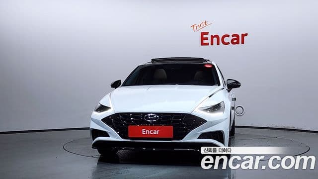 Hyundai Sonata 2023 — ფოტო 3/20