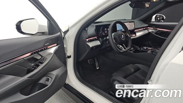 BMW 5 Series 2025 — ფოტო 11/20