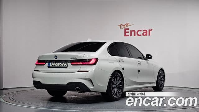 BMW 3 Series, 2022
