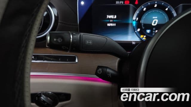 Mercedes-Benz E-Class 2019 — фото 18 из 20