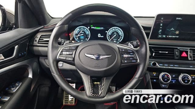 Genesis G70 2020 — ფოტო 14/20