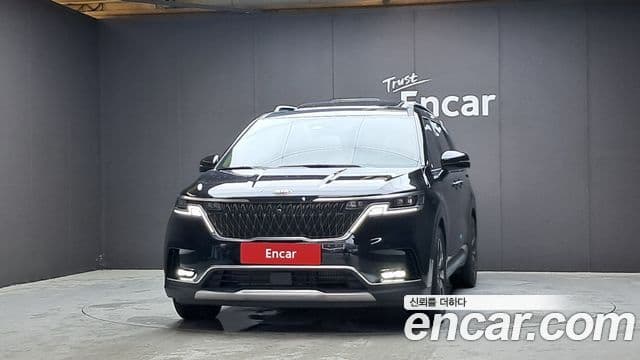 Kia Carnival 2021 — ფოტო 3/20