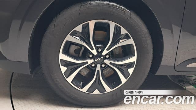 Kia Carnival 2023 — Şəkil 5/20