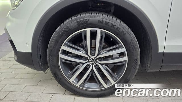Volkswagen Tiguan 2021 — фото 5 из 20