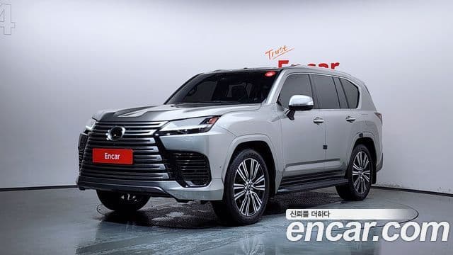 Lexus LX, 2025