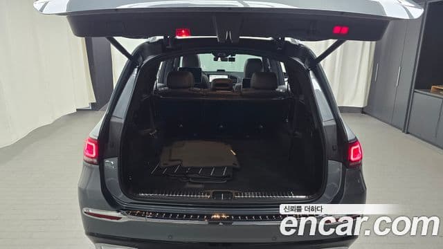 Mercedes-Benz GLS-Class 2020 — Photo 21/34