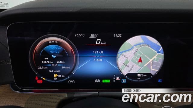 Mercedes-Benz E-Class 2021 — ფოტო 8/20