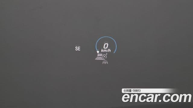 Mercedes-Benz E-Class 2021 — ფოტო 15/20