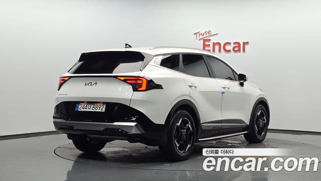Kia Sportage 2025 — фото 2 из 20