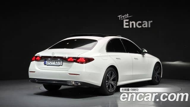 Mercedes-Benz E-Class, 2024