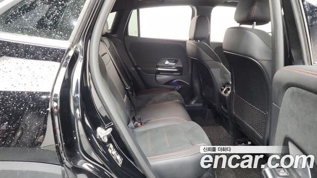 Mercedes-Benz GLA-Class 2021 — фото 11 из 20