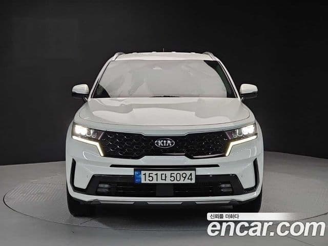 Kia Sorento 2021 — фото 1 из 19