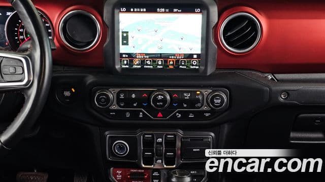 Jeep Gladiator 2021 — фото 14 из 20