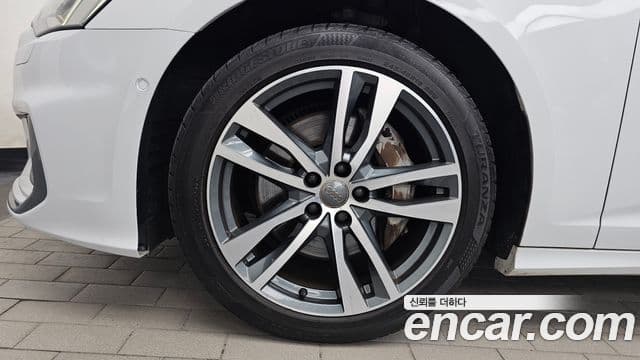 Audi A6 2020 — фото 5 из 20