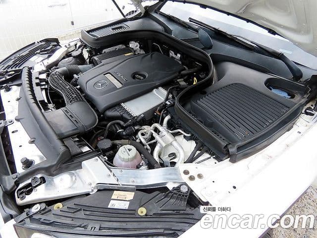 Mercedes-Benz GLC-Class 2021 — ფოტო 12/20