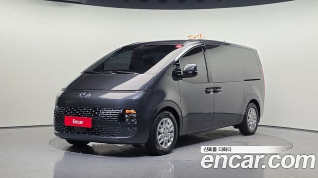 Hyundai Staria 2022 — ფოტო 10/20