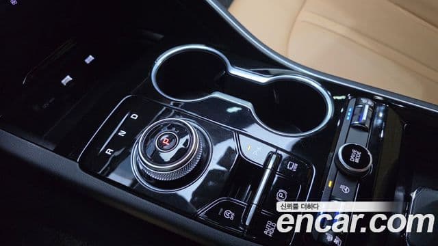Kia K5 2022 — фото 9 из 20