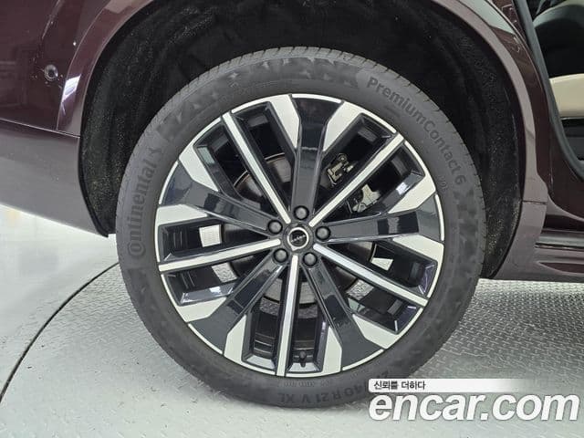 Volvo XC90 2025 — Şəkil 17/20